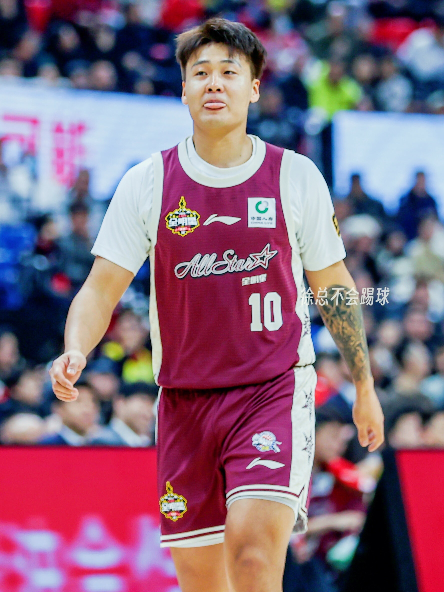 jiuyouweb-集结日新疆广汇调整名单以备NBA常规赛；主帅复盘环节打磨；球迷炸锅；医务组通报恢复的简单介绍